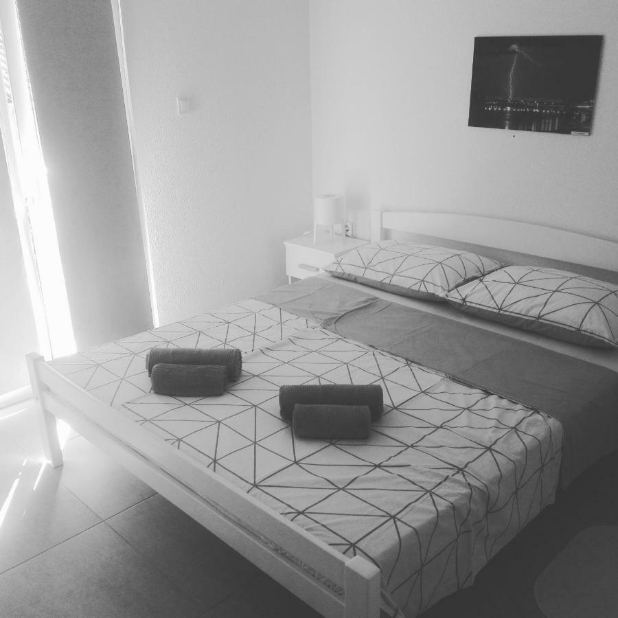 Apartman Bunaric Vir Exterior photo